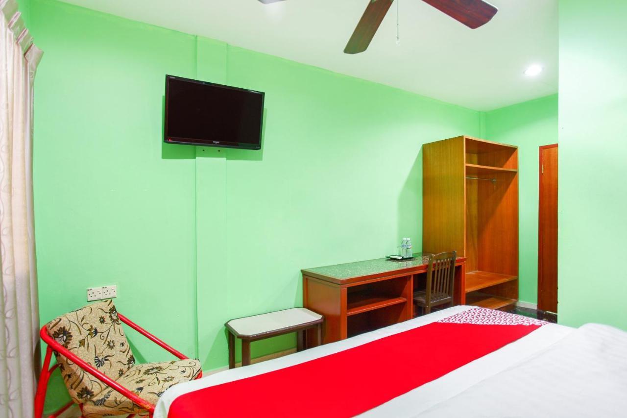 Oyo 89478 Lkh Motel Кота Кинабалу Екстериор снимка