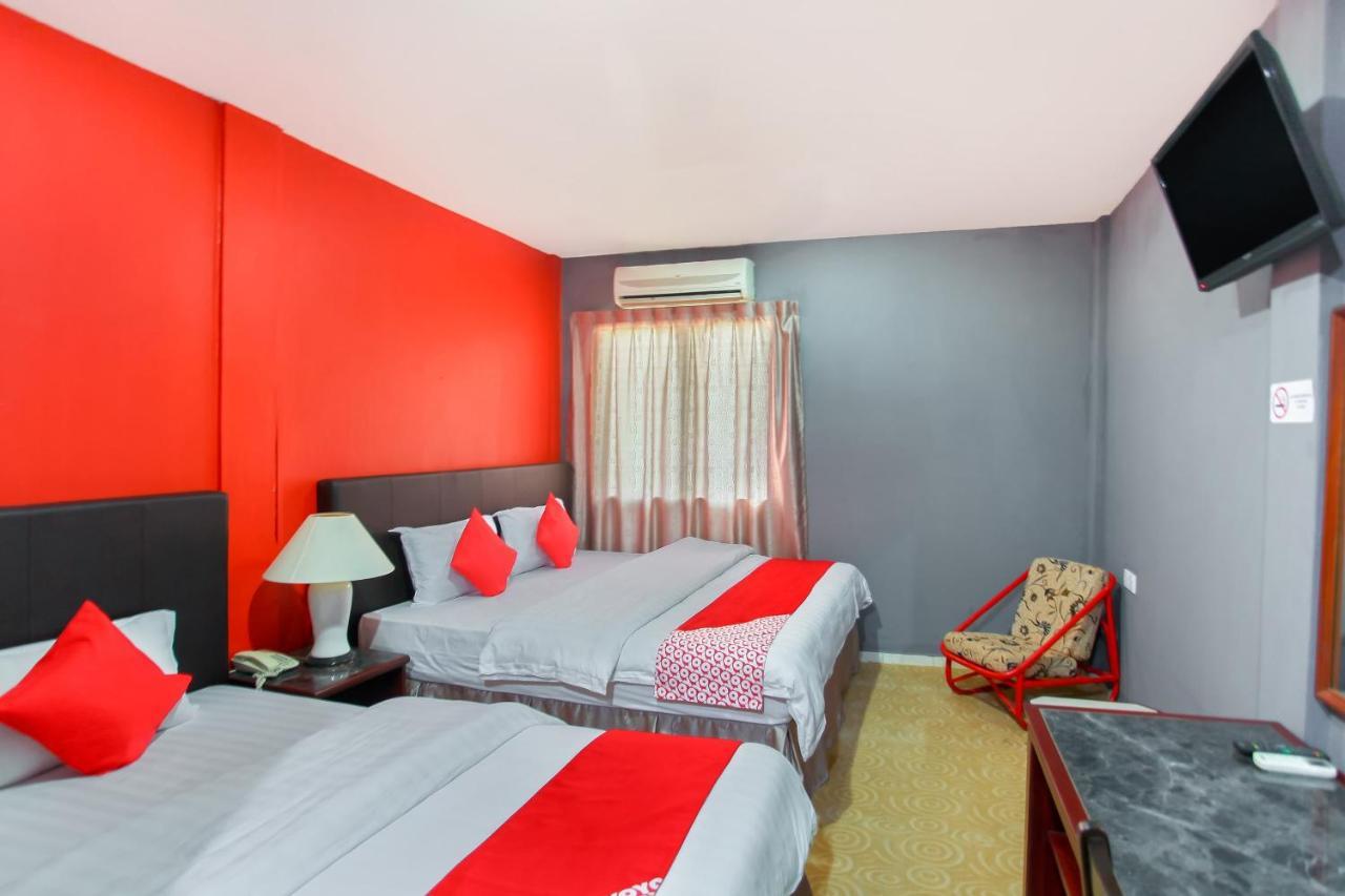 Oyo 89478 Lkh Motel Кота Кинабалу Екстериор снимка
