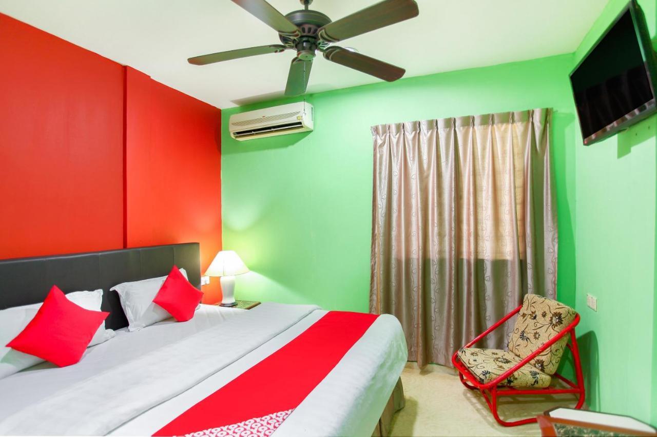 Oyo 89478 Lkh Motel Кота Кинабалу Екстериор снимка